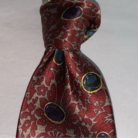 CHANEL wine red/gold silk NECKTIE cravat Gripoix cabochon pattern - Picture 6 of 10